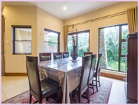 Baluwatu Dining room